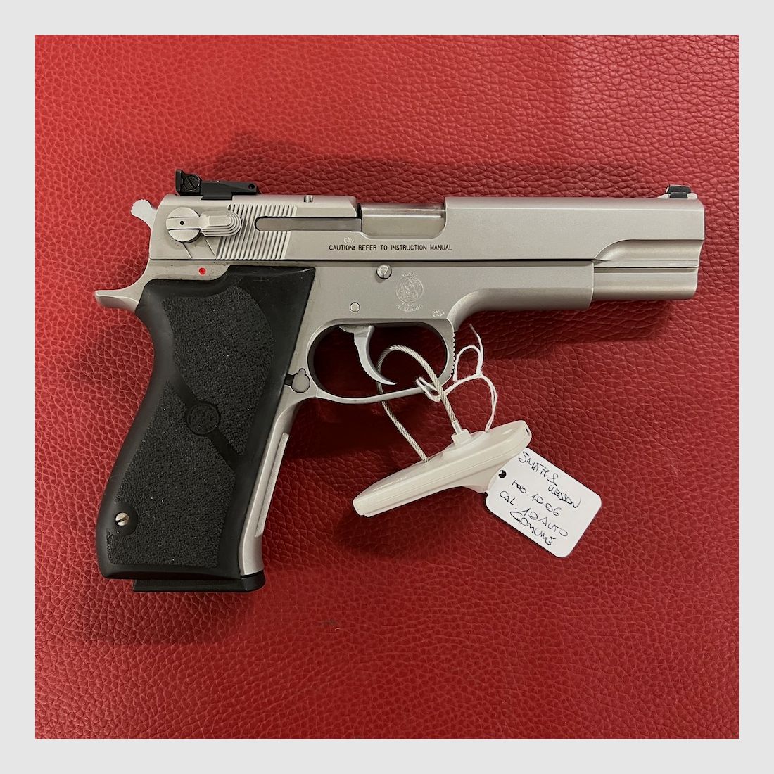 Smith & Wesson Mod. 1006, image 2 sur 2