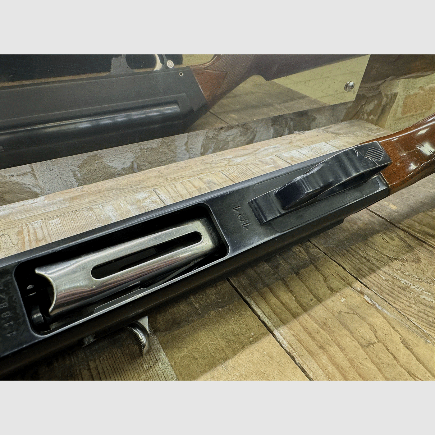 UŻYWANY – KARABIN PÓŁAUTOMATYCZNY – BENELLI MOD. 121 kal. 12, zdjęcie 5 z 6