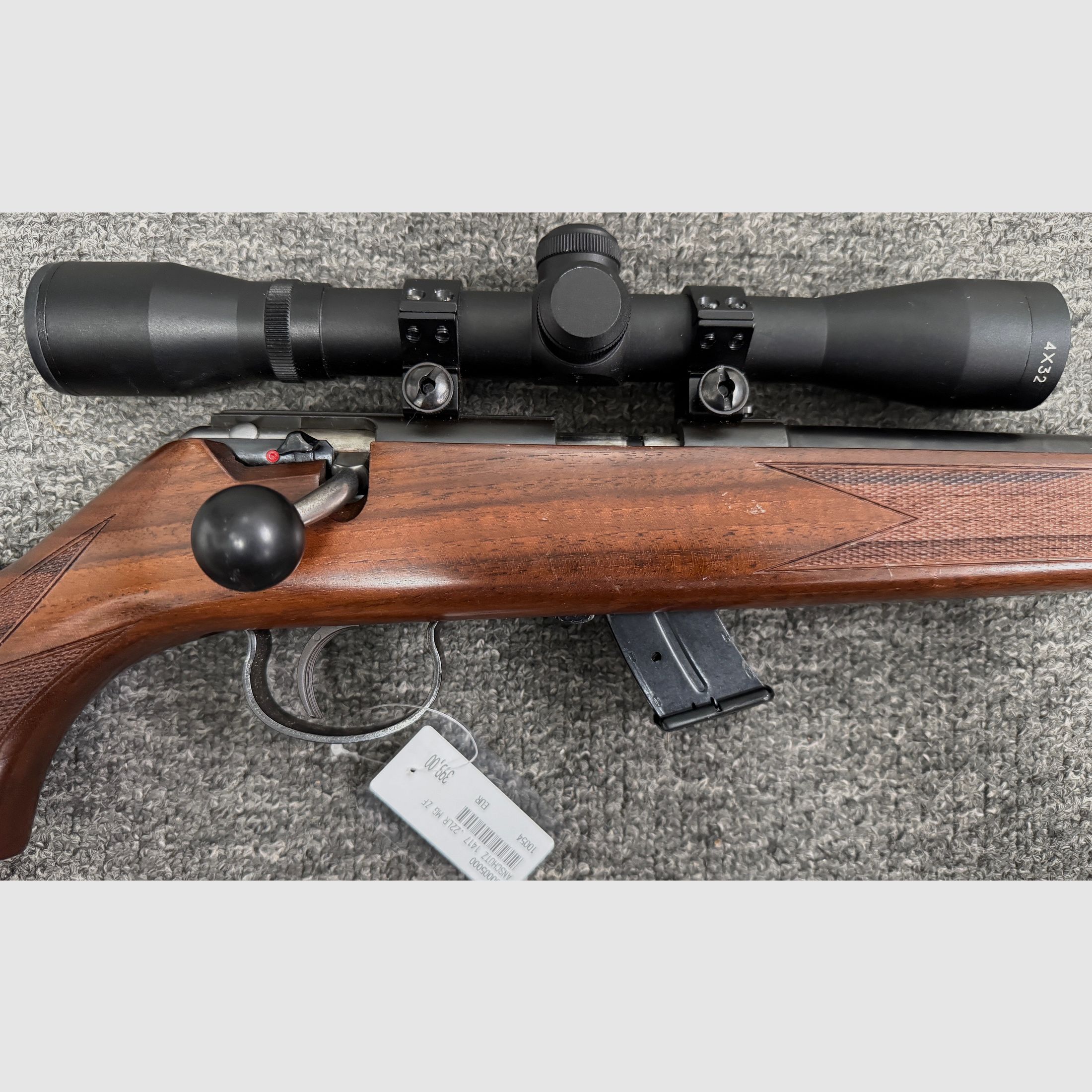 Anschütz 1417 Kaliber .22LR mit 4x32