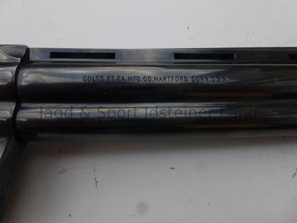 Colt Python LL: 6"/152mm