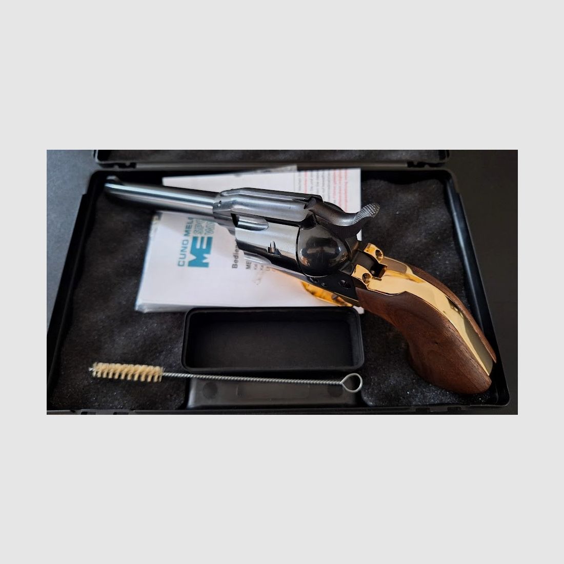 ME Single Action Army LEP Revolver 5.5 mm with removable cylinder, gold-plated trigger guard and gold-plated back of the grip