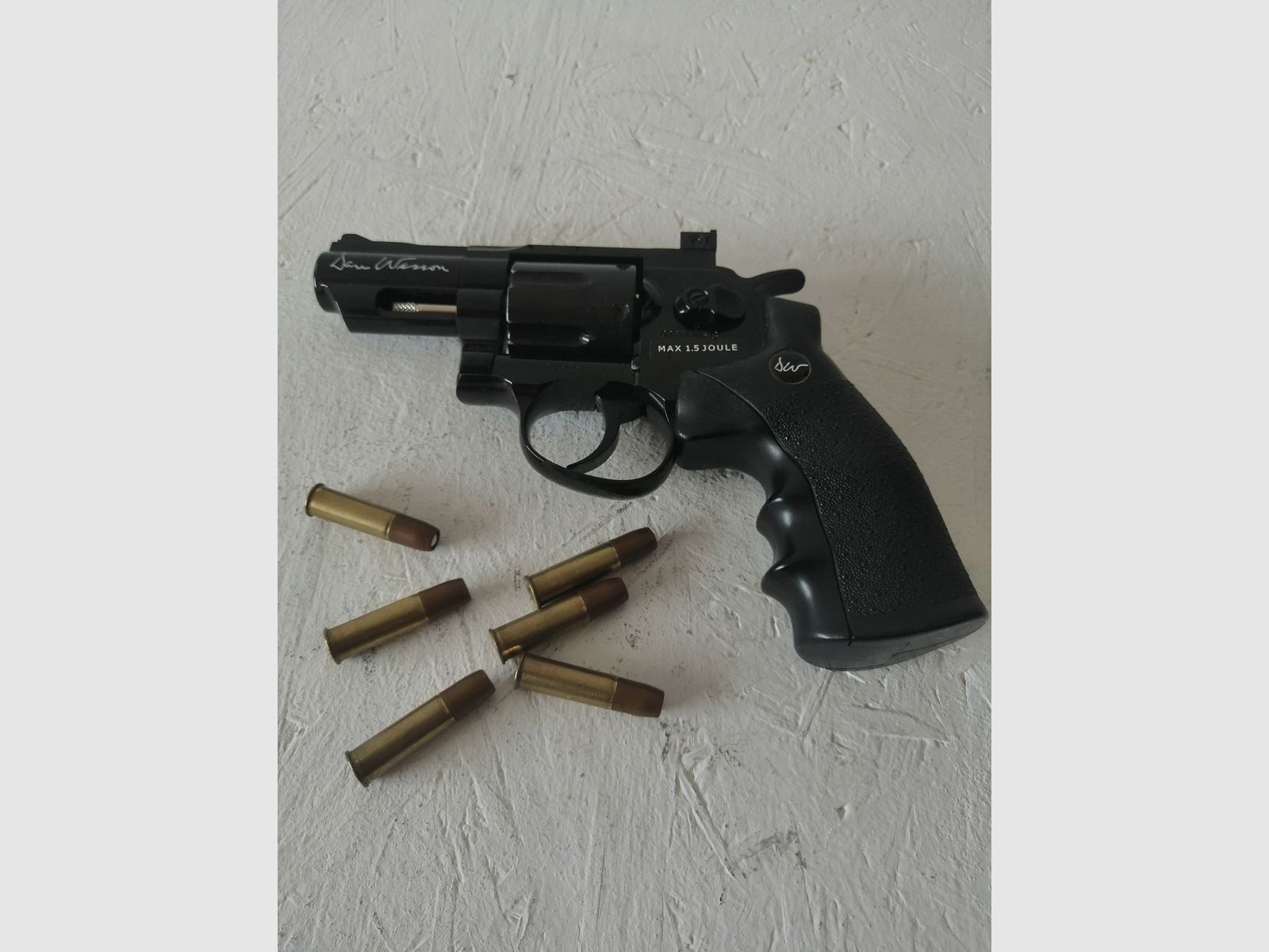 Dan Wesson 2,5 pulgadas revólver CO2 6mm