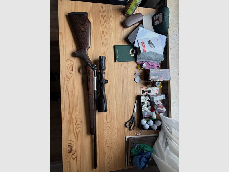 Haenel Repetierbüchse Jaeger NXT mit Zeiss Conquest V4 und Stalon Schalldämpfer