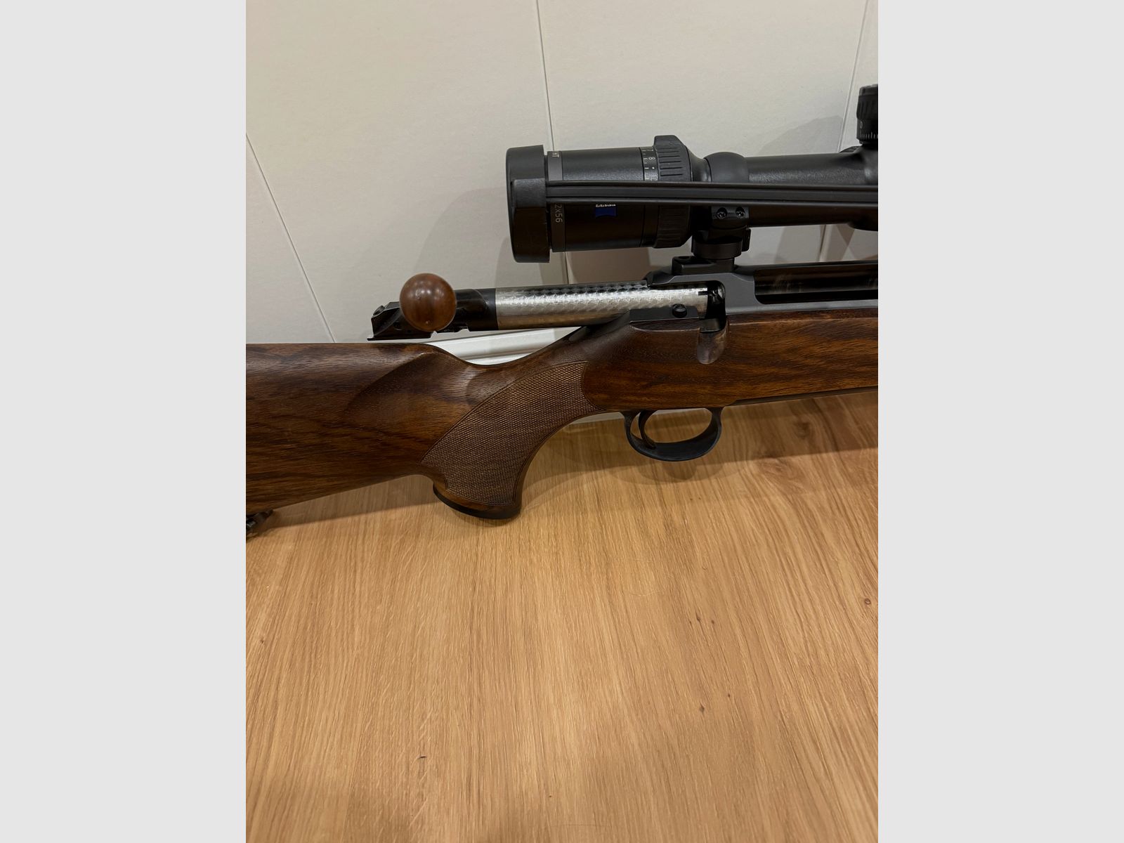 Sauer 101 Artemis .308 Win, mit Zielfernrohr Zeiss Victory HT 3-12x56, Schalldämpfer A-TEC 119 HERTZ