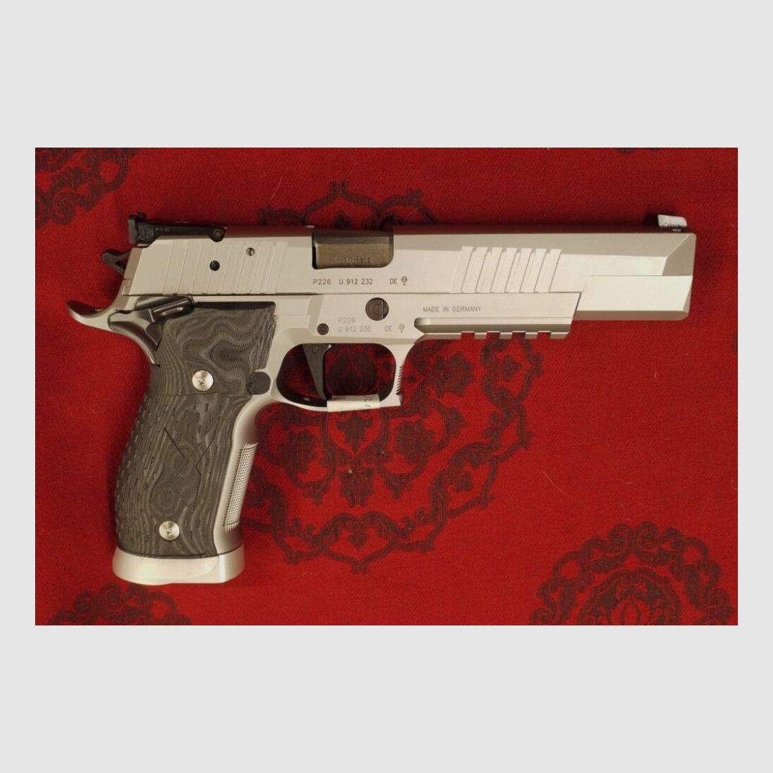SIG Sauer P226 X-SIX Supermatch