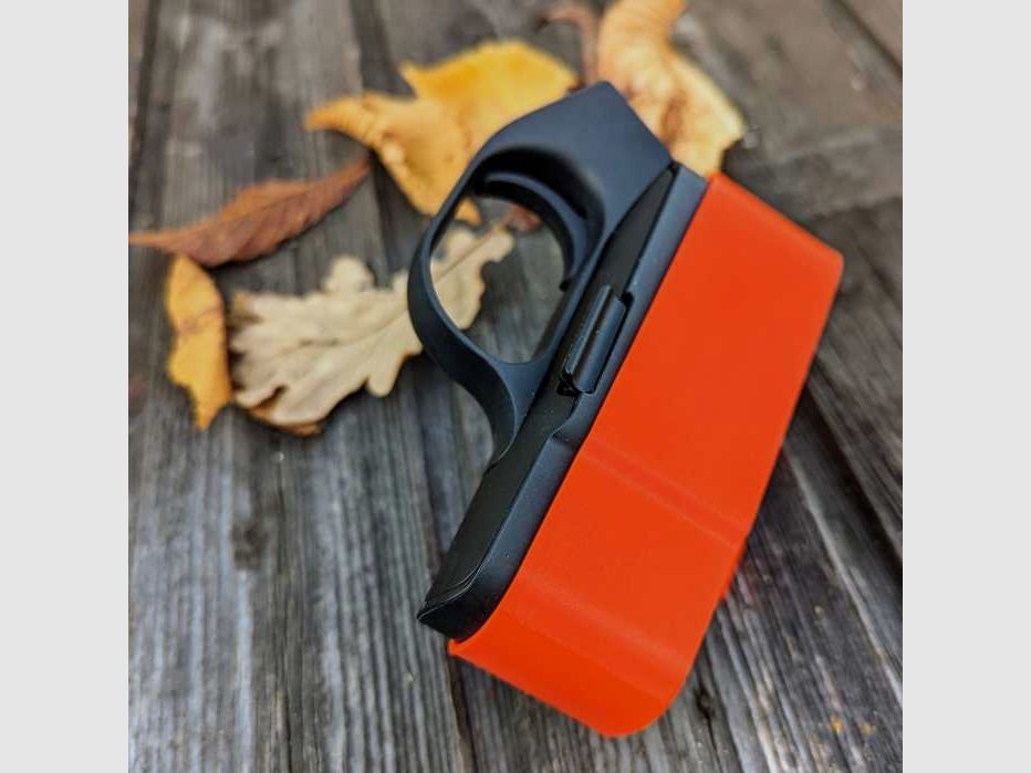 Dla magazynka Blaser R8: uchwyt na pasek