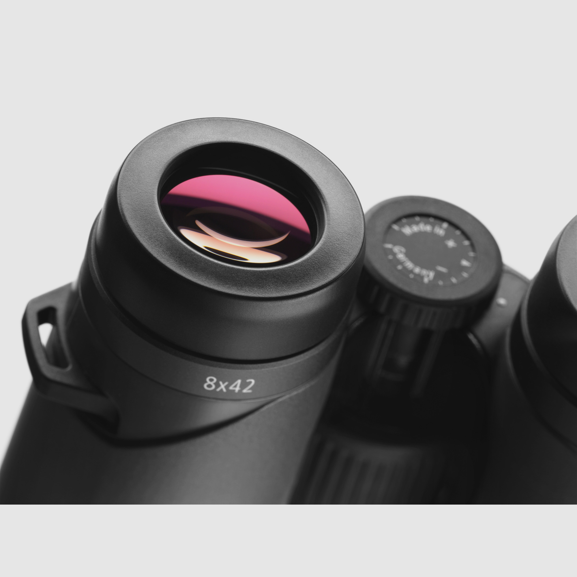 Zeiss Victory SF 8x42 Fernglas - NEU - Räumungsverkauf Vitrinen- Aussteller 1x Verfügbar 