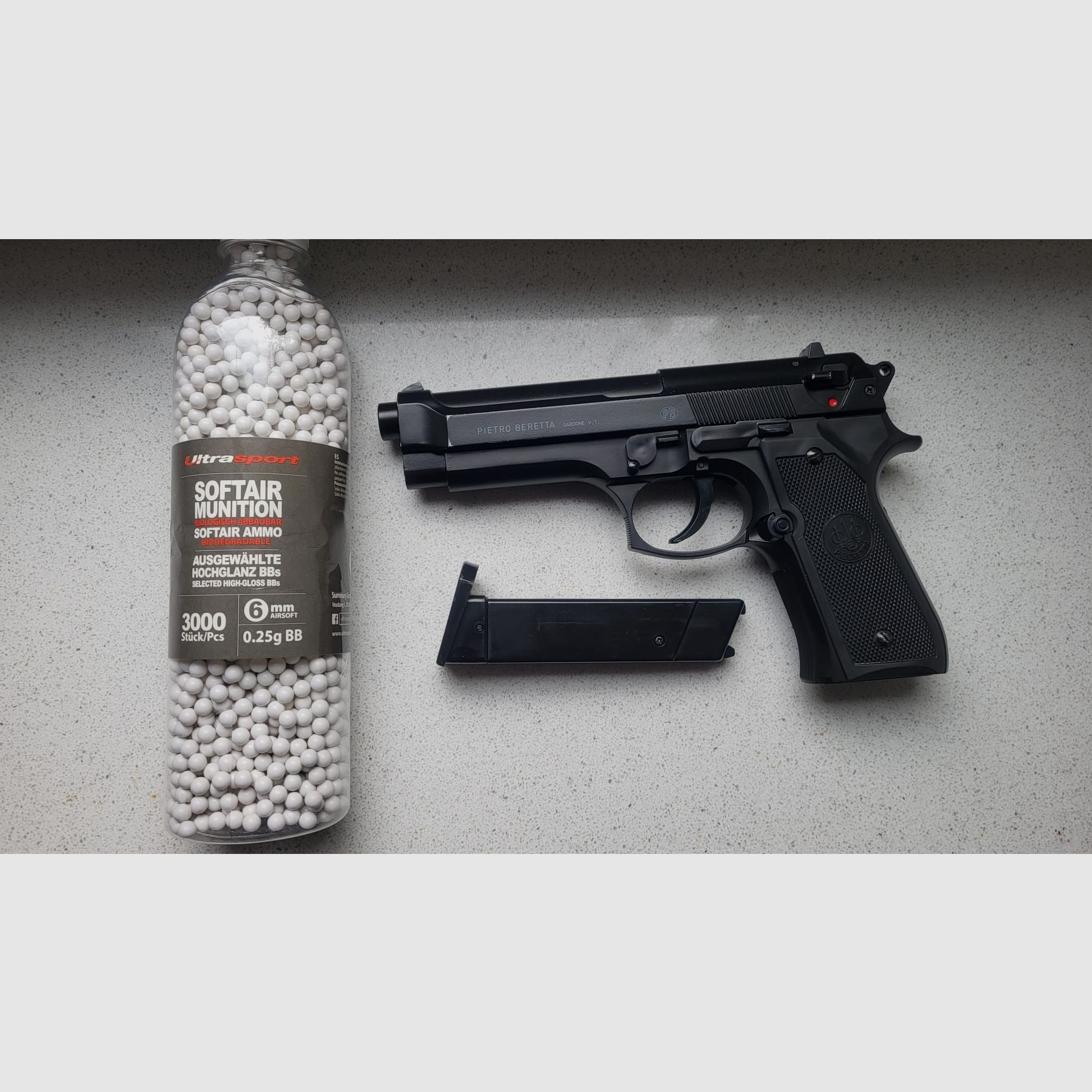 Pietro Beretta M92 Softair Pistole 0,5 Joule
