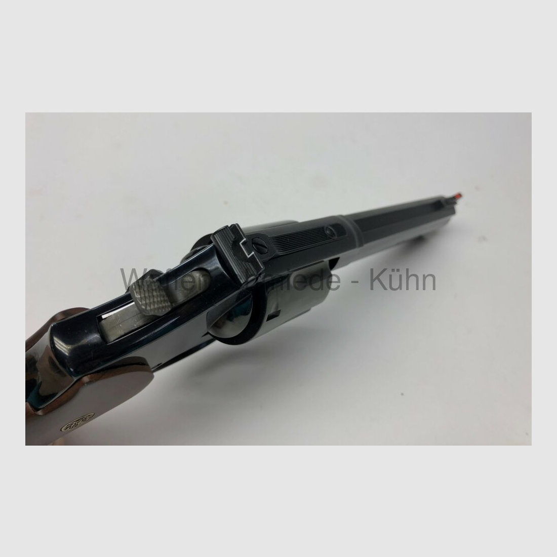 Smith & Wesson 586-8