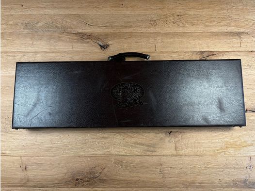 Vintage gun case fair