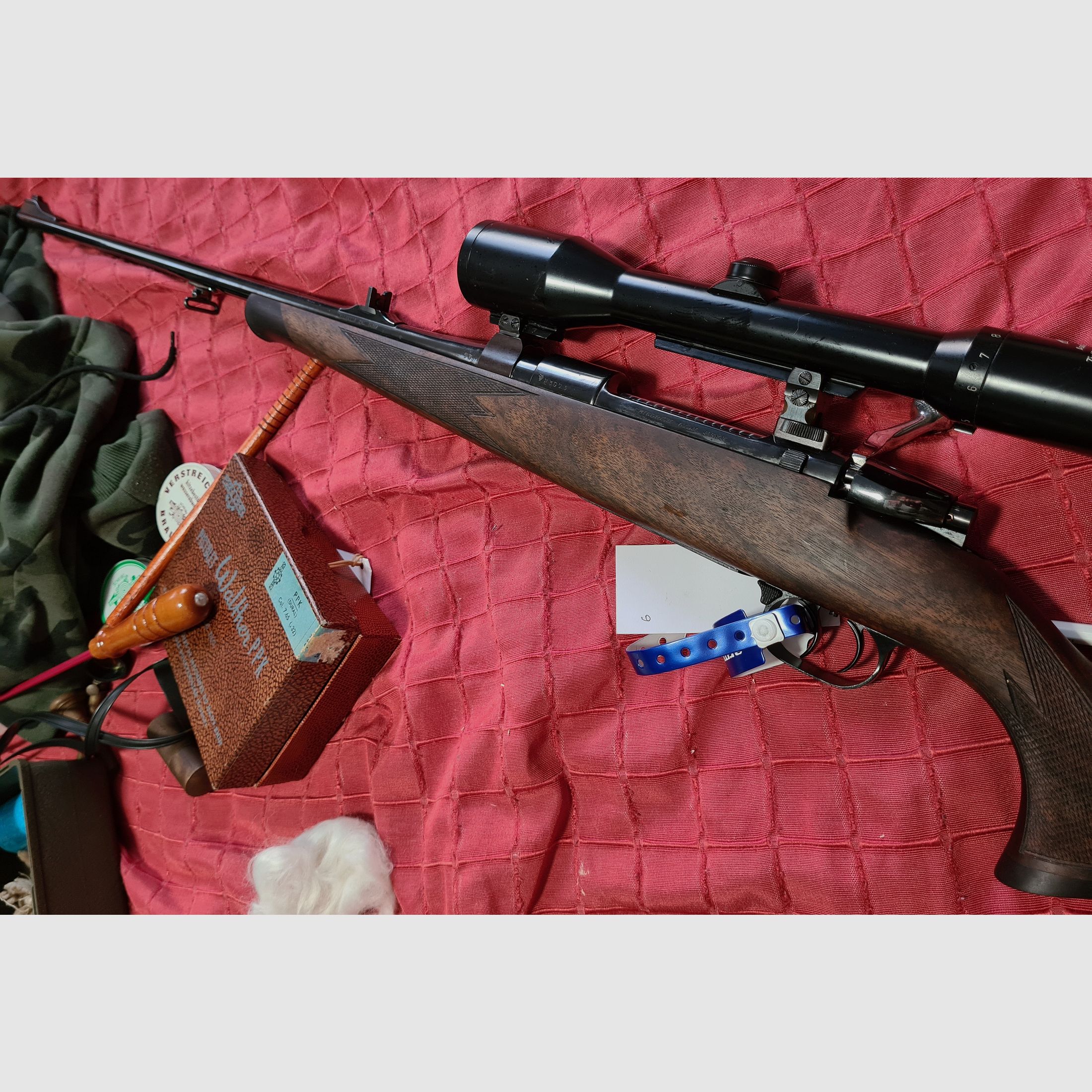Kat.C Repetitiegeweer 8x68S Heym