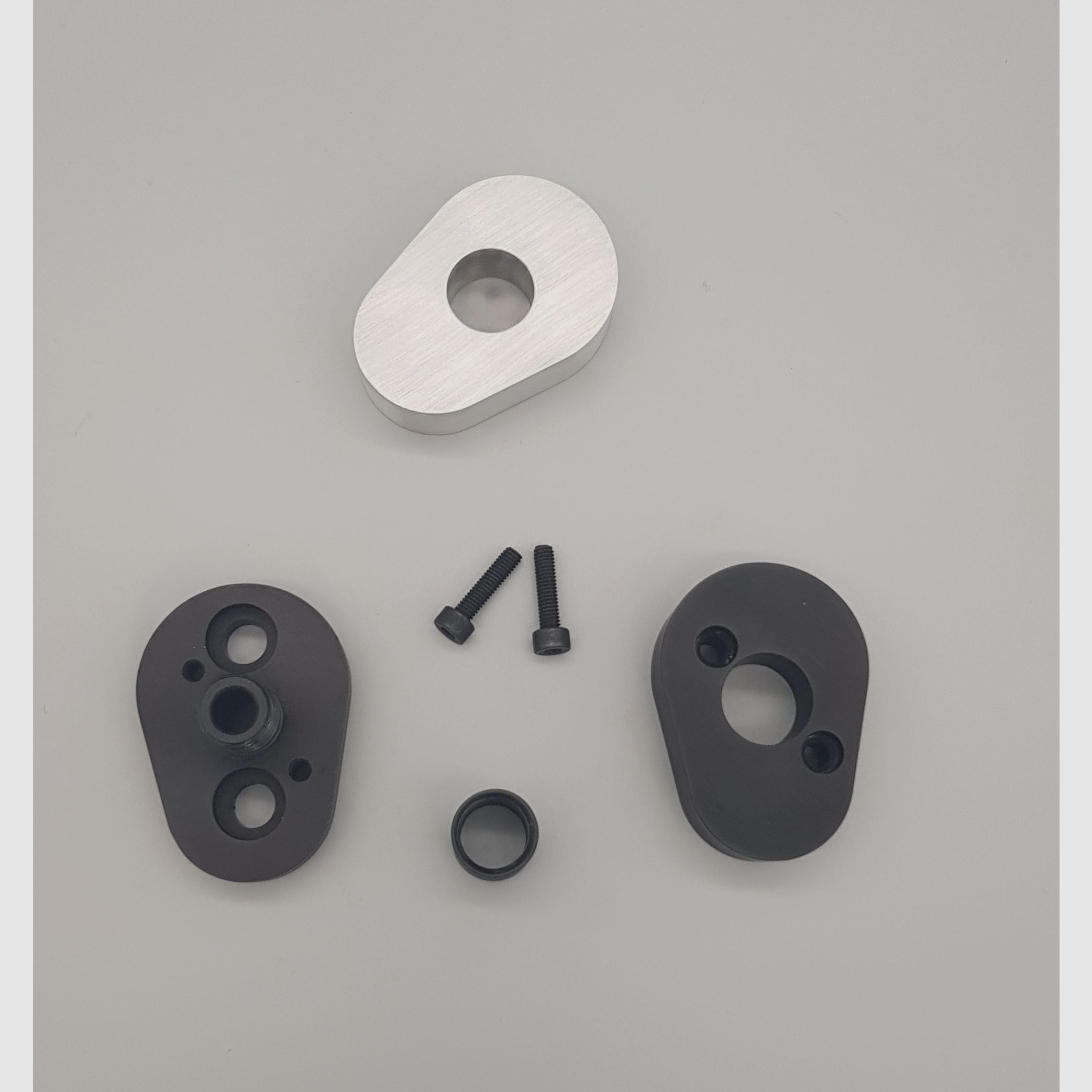 Adattatore per silenziatore per Leshiy 2    filettatura 1/2" UNF 20