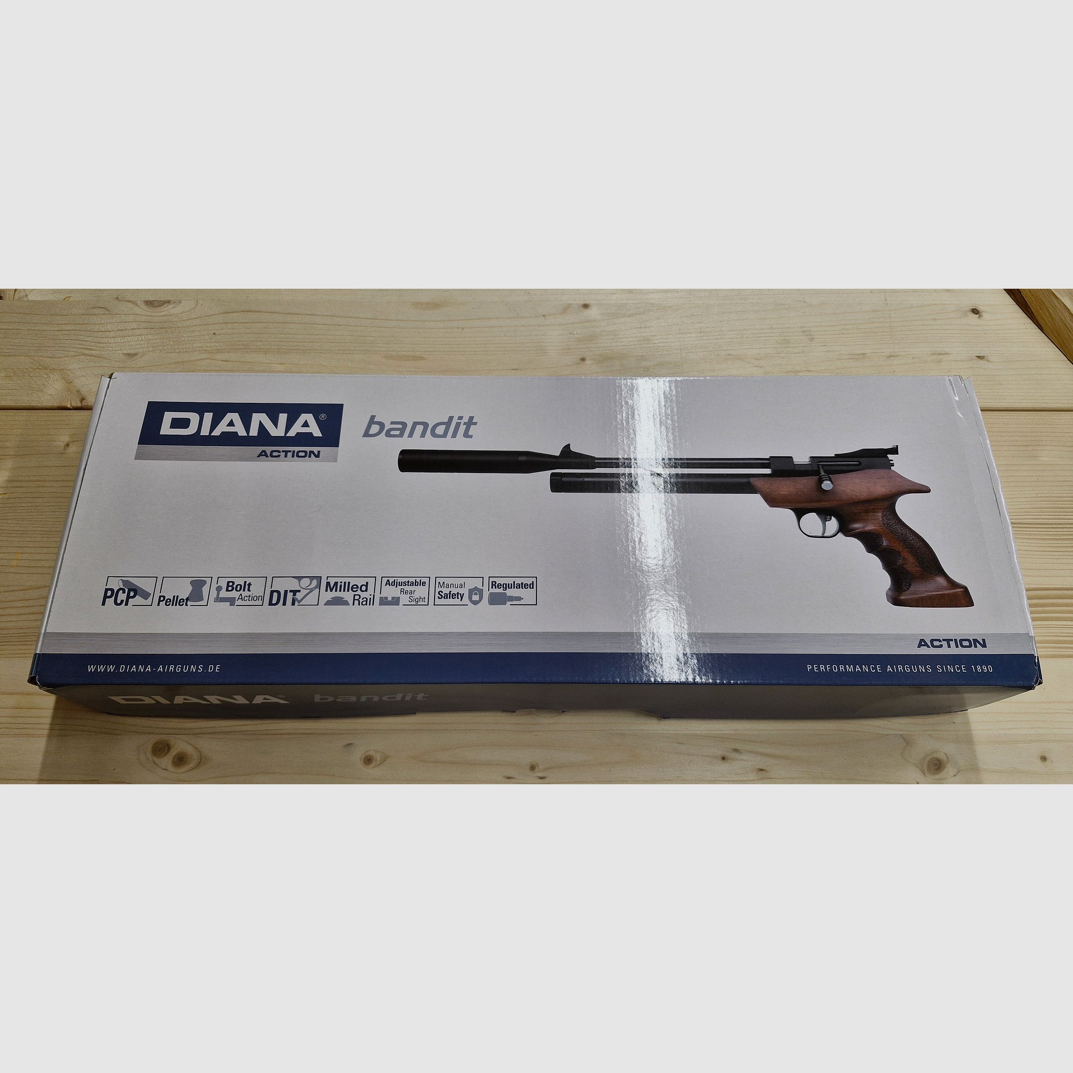 Luftpistole Diana Bandit, Pressluft, Magazin, Schalldämpfer – mit Luftpumpe, Auflage, 4,5mm-Diabolo, Ständer, Zubehör