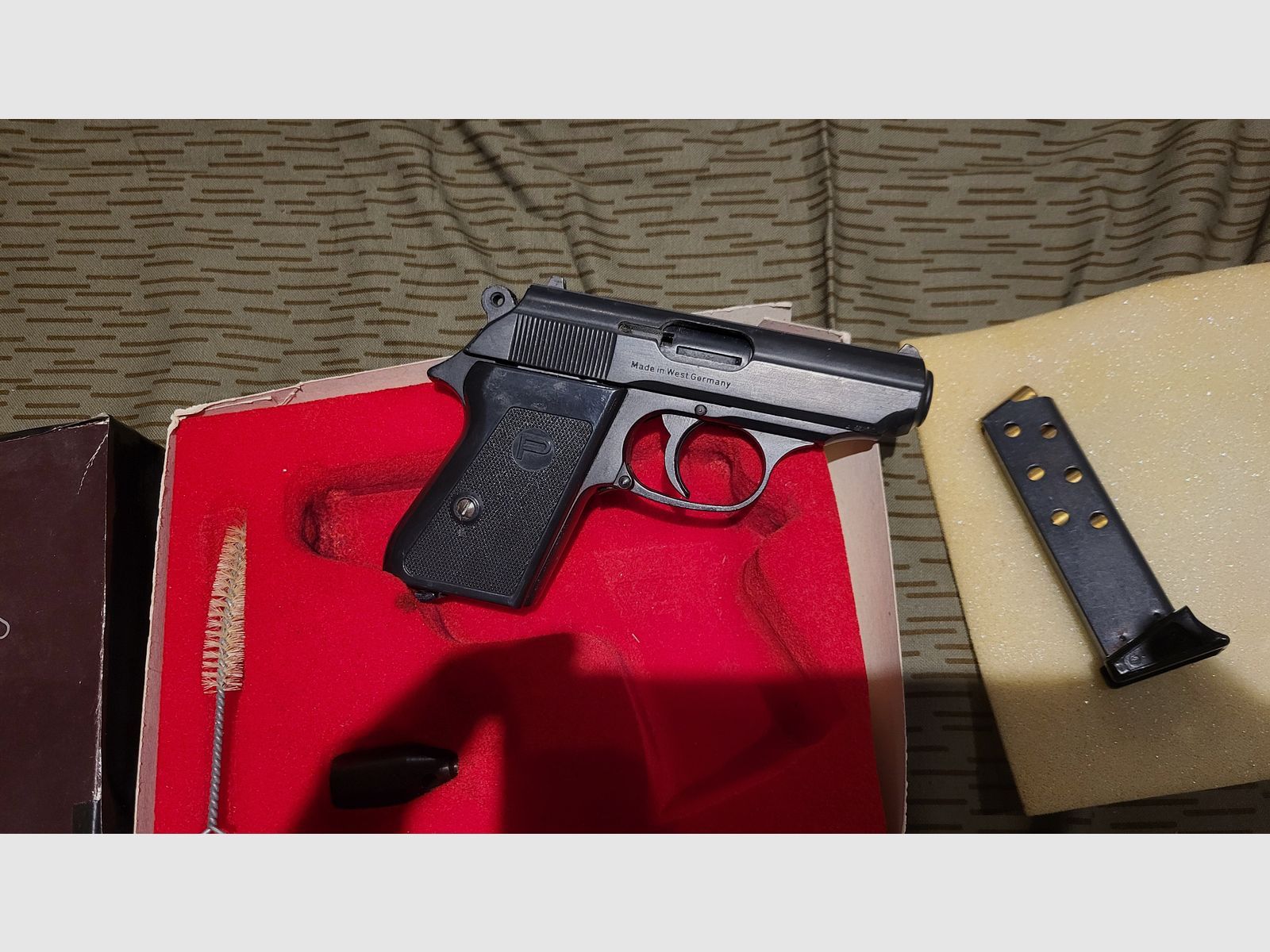 Schreckschuss Pistole Perfekta Mod. FBI 8000