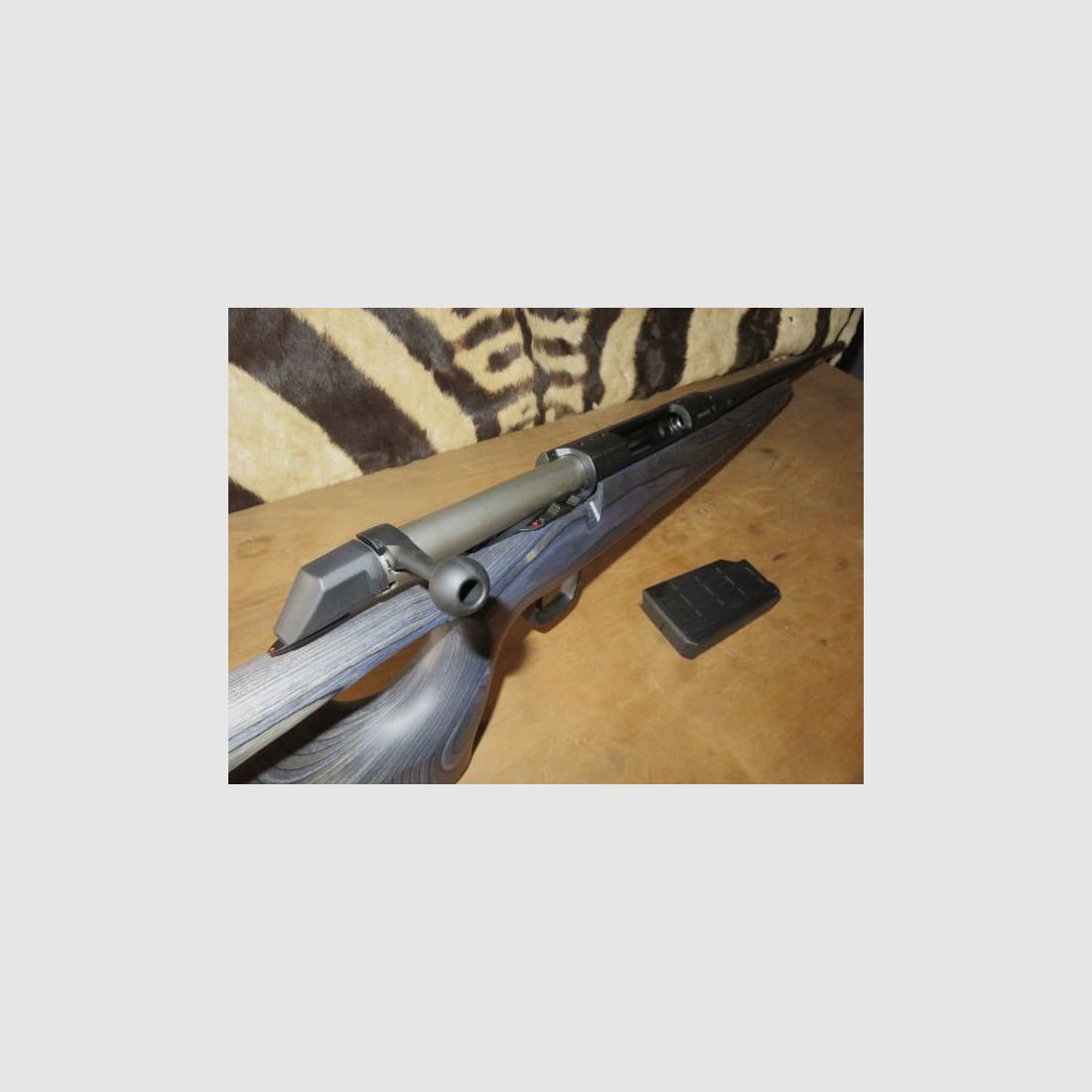 Repetierbüchse WINCHESTER XPR Thumbhole Kal. .243 Win Lauf 56 cm gewinde, Bild 8 von 10