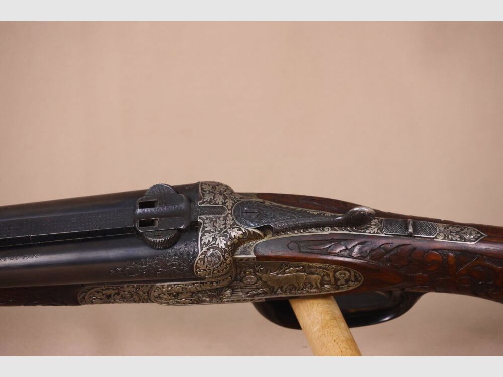 Ten FFM double rifle // Exclusive // Ejector! // Great engraving and walnut wood!!