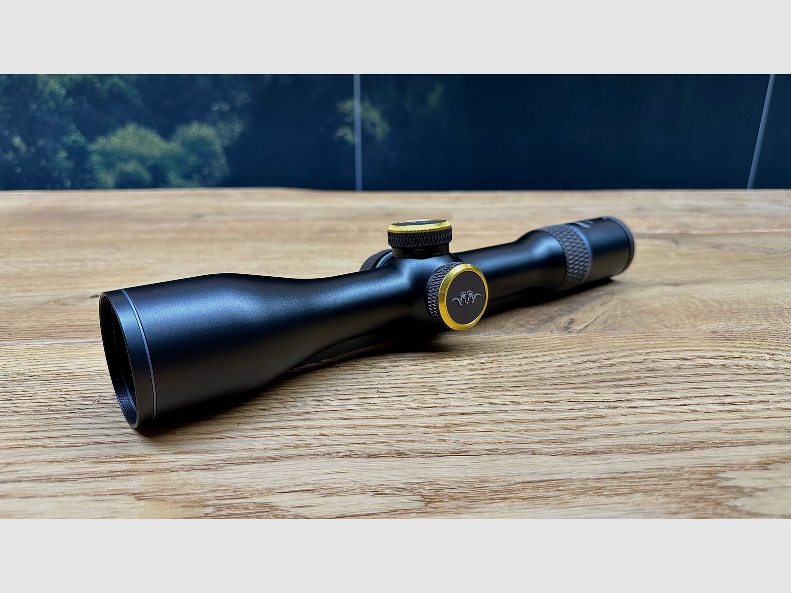 Zielfernrohr Blaser B1 2.8-20x50 iC Custom / Abdeckkappen Gold / mit Schiene