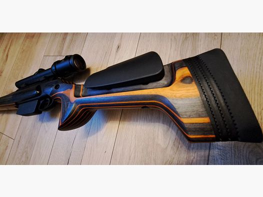 SAUER 404 im KKC Schaft schwarz/orange 9,3 x 62 Mündungsgewinde Swarovski  Z6i