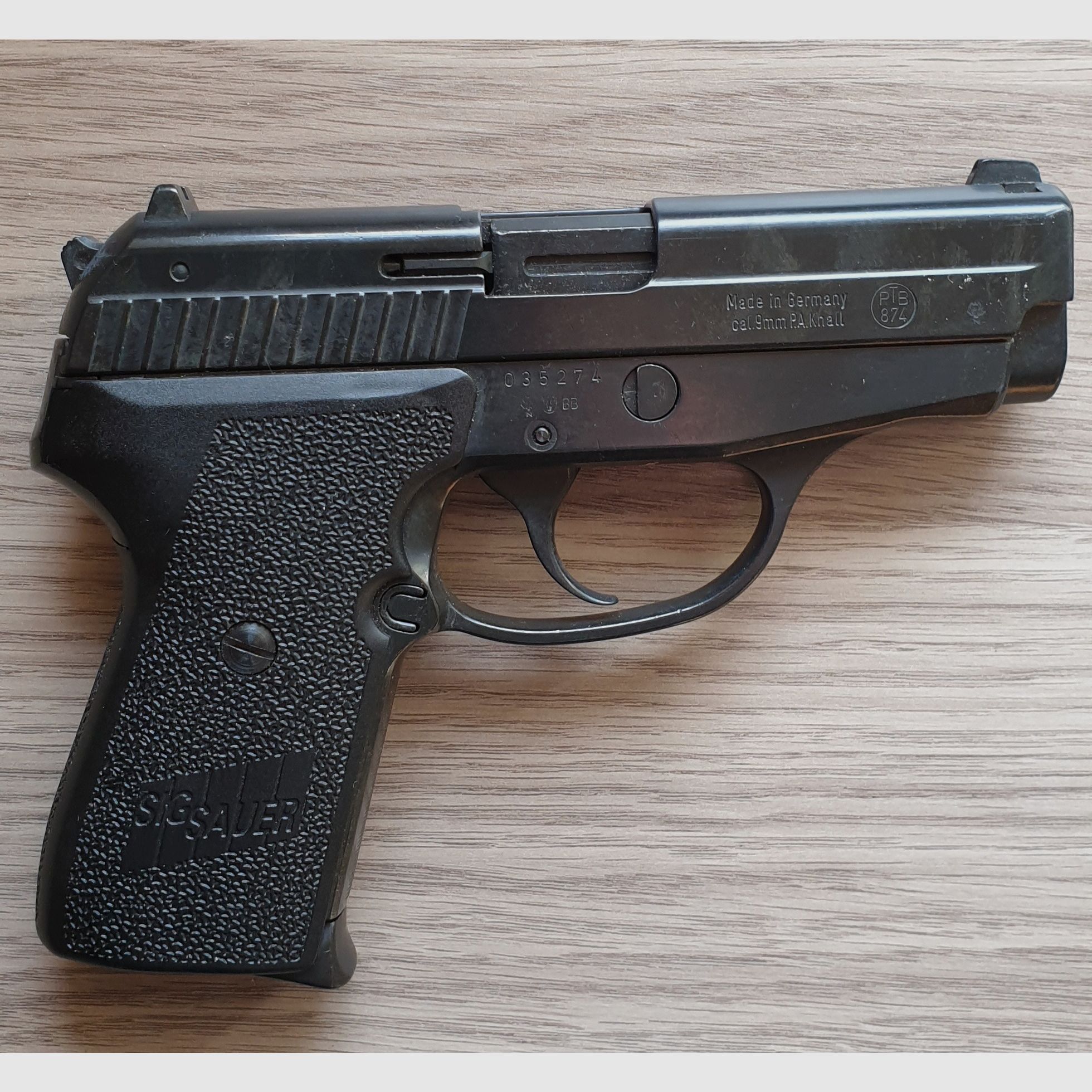 Sig Sauer P239 