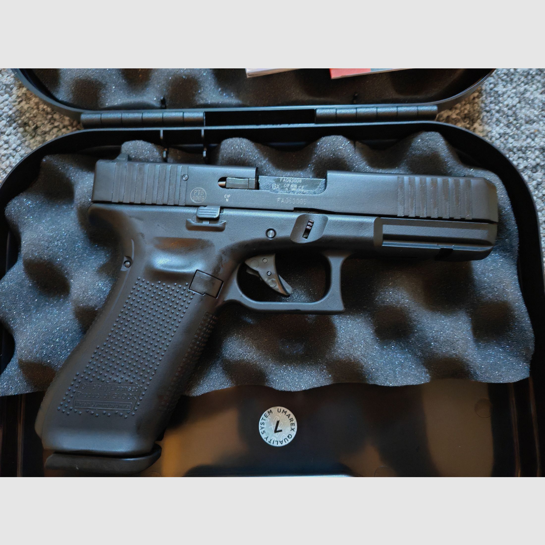 GLOCK 17 Gen 5 SV | 9mm P.A.K. Schreckschuss | PtB: 1068 | NEU & OVP