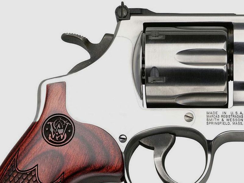 Smith & Wesson 629 DeLuxe 6 1/2"