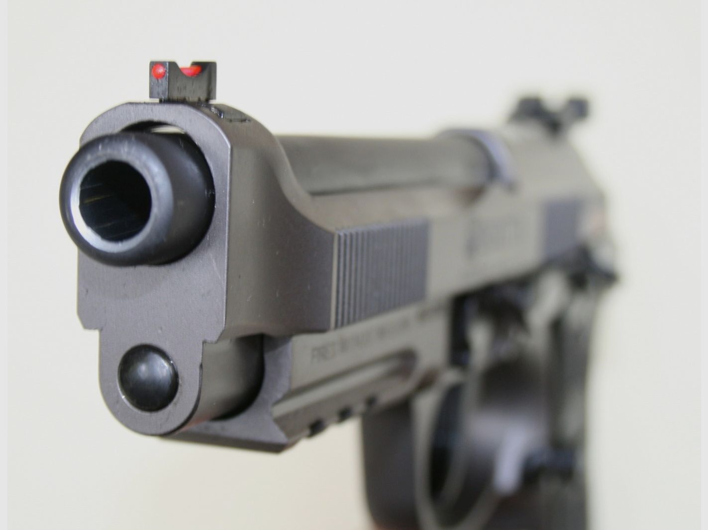Pistola Beretta 92 X Performance Optic Ready cal 9×19 Special Make Grigio Scuro, immagine 6 di 8