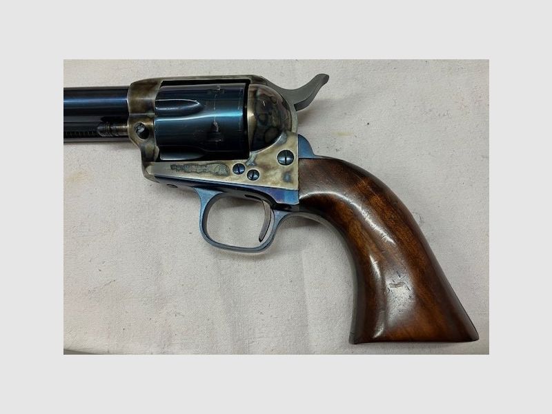 Raridad "HEGE Mod. Army 1873, Cal. .45 corto Knall" Raridad