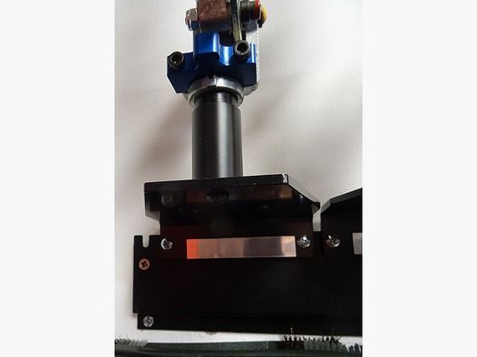 Dillon Pulverfüller-Halter von Inline Fabrication/USA