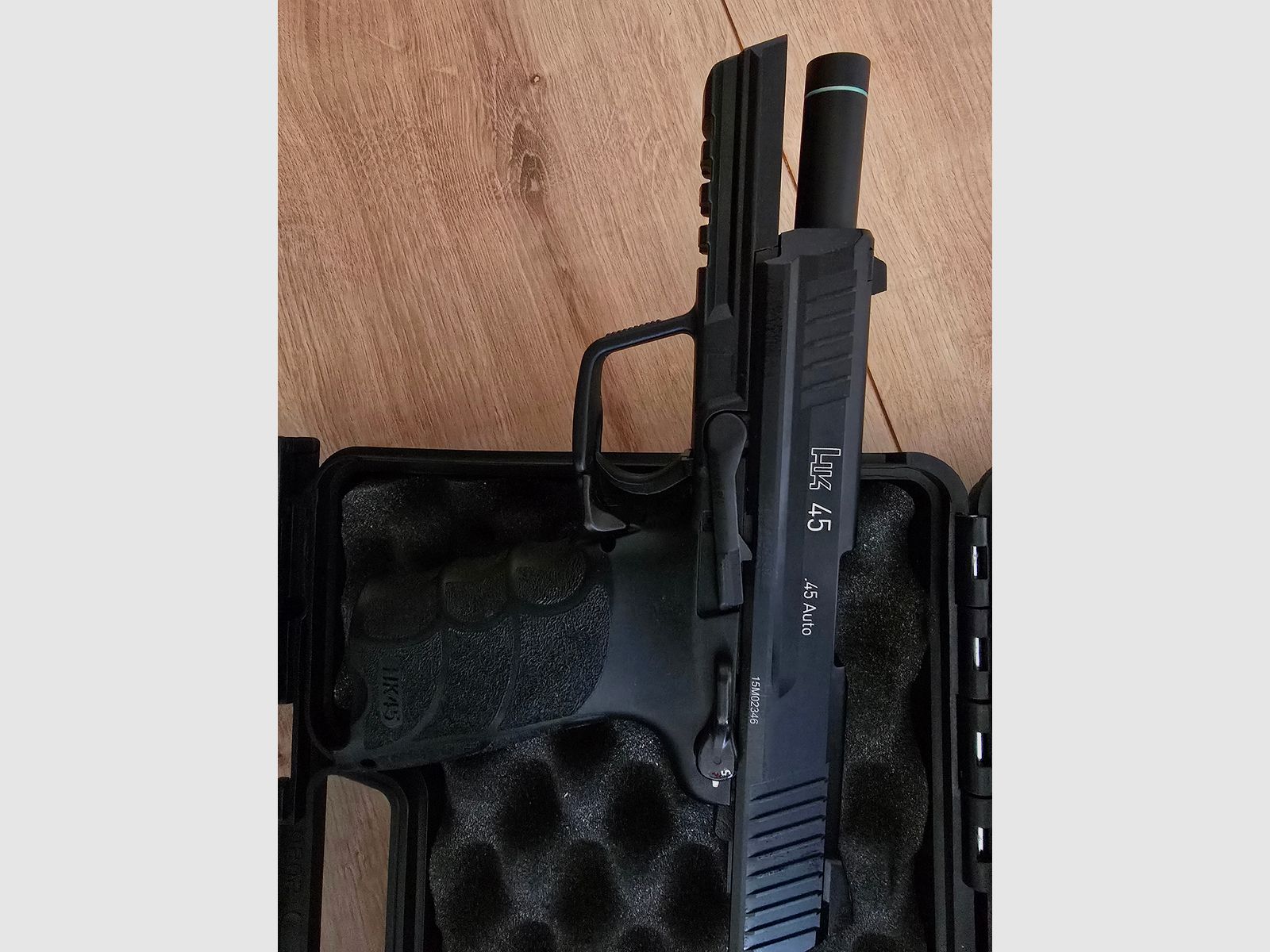 HK 45 Auto Airsoft Metallversion mit viel Zubehör