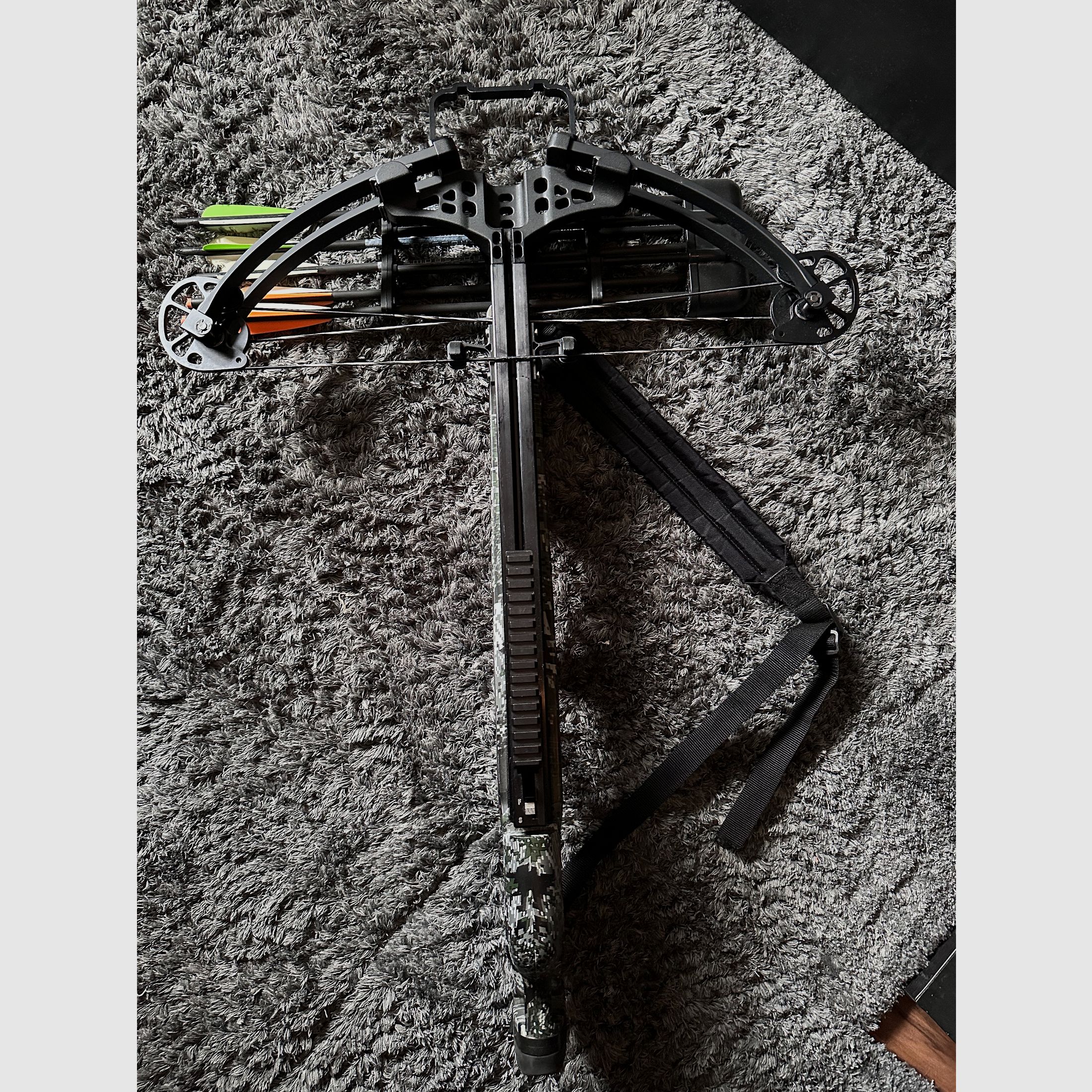 Stryker Strykezone 380 the walking dead armbrust