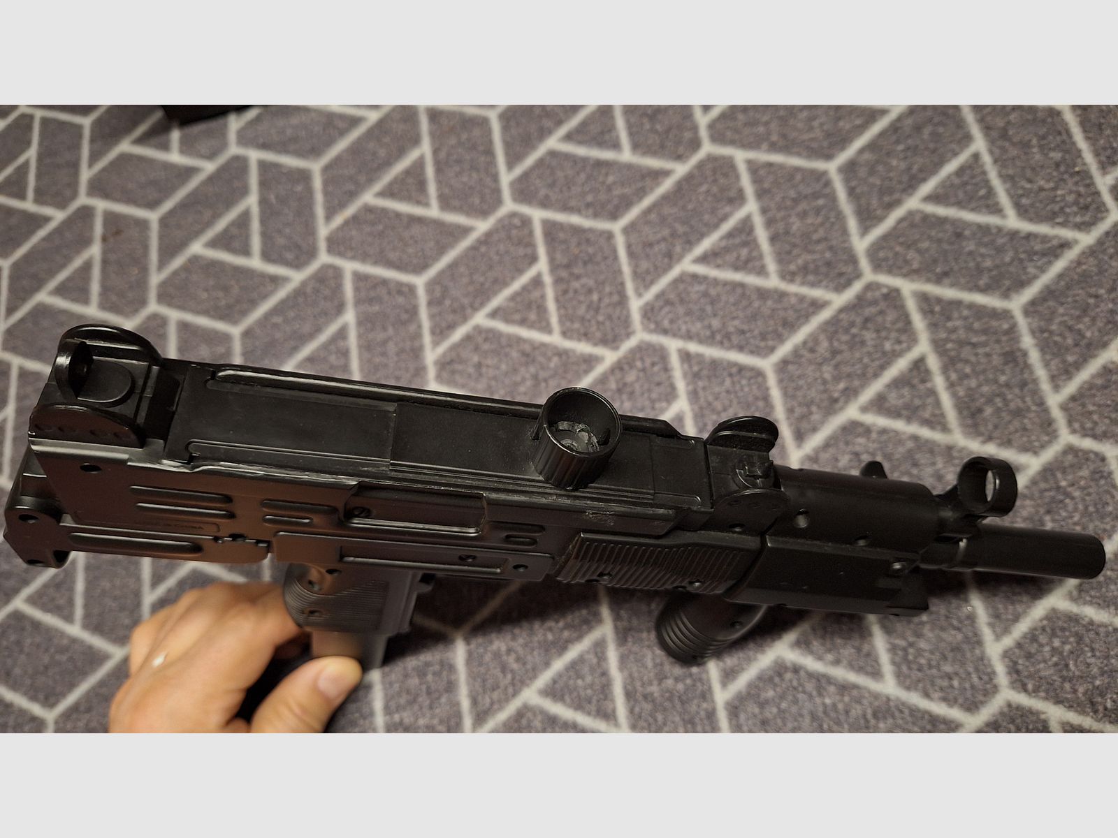 UZI Springer Airsoft 6mm NEW!