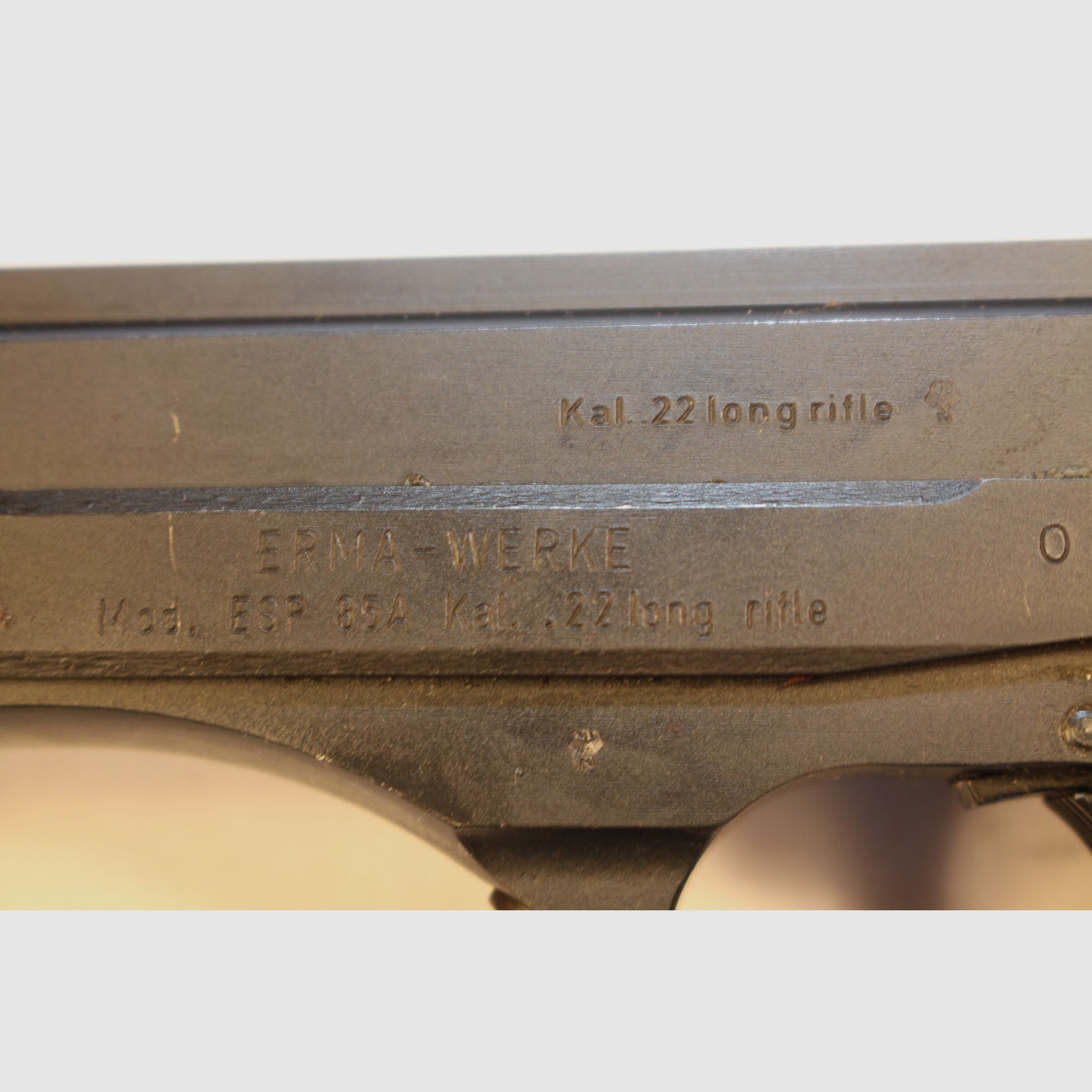 Erma ERP 85A Matchpistole im Kaliber .22 mit 6 Zoll Lauflänge. - ohne Magazin.