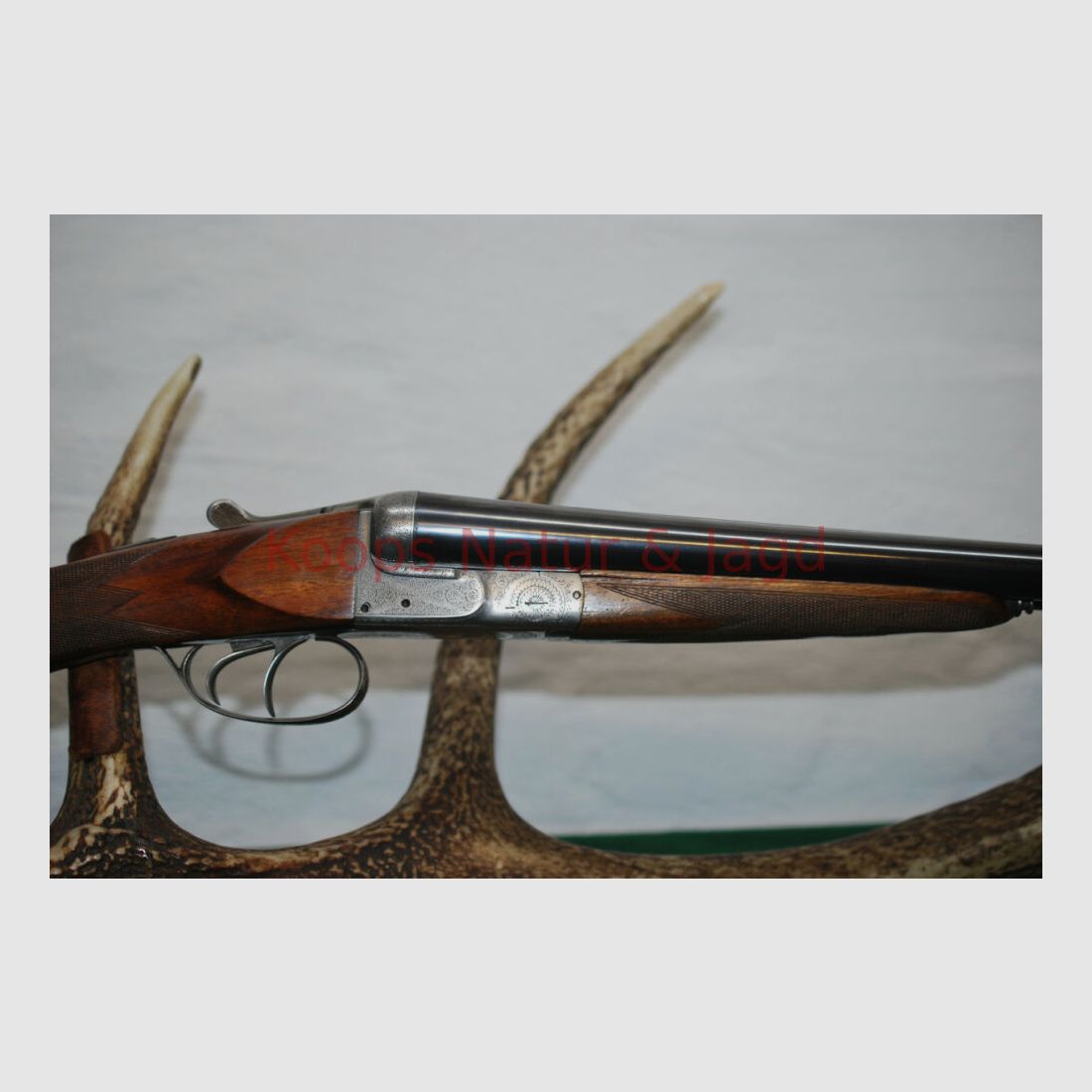 Produkcja Liegequise D'Armes A Feu