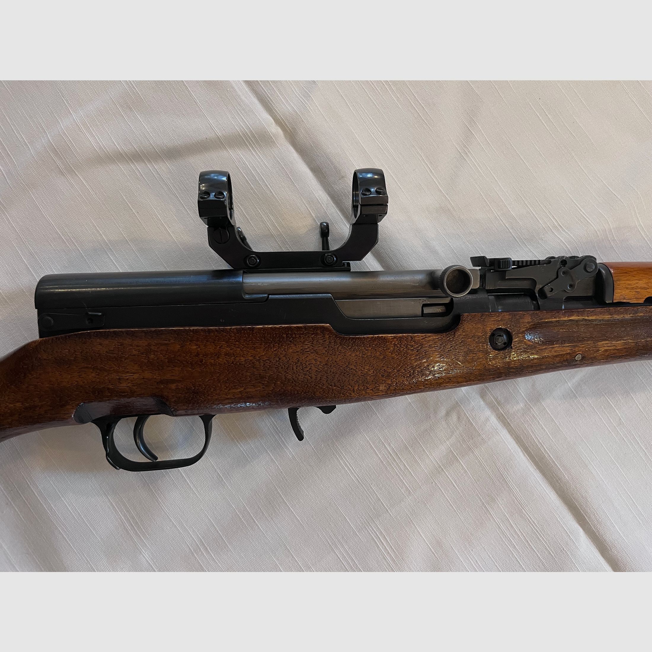 Carabina semiautomática SKs cal. 7,62 x 39