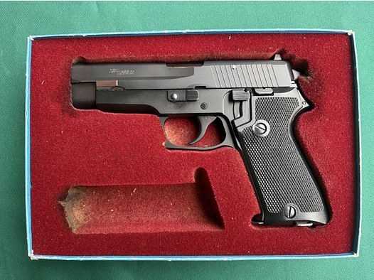 Sig Sauer P220
