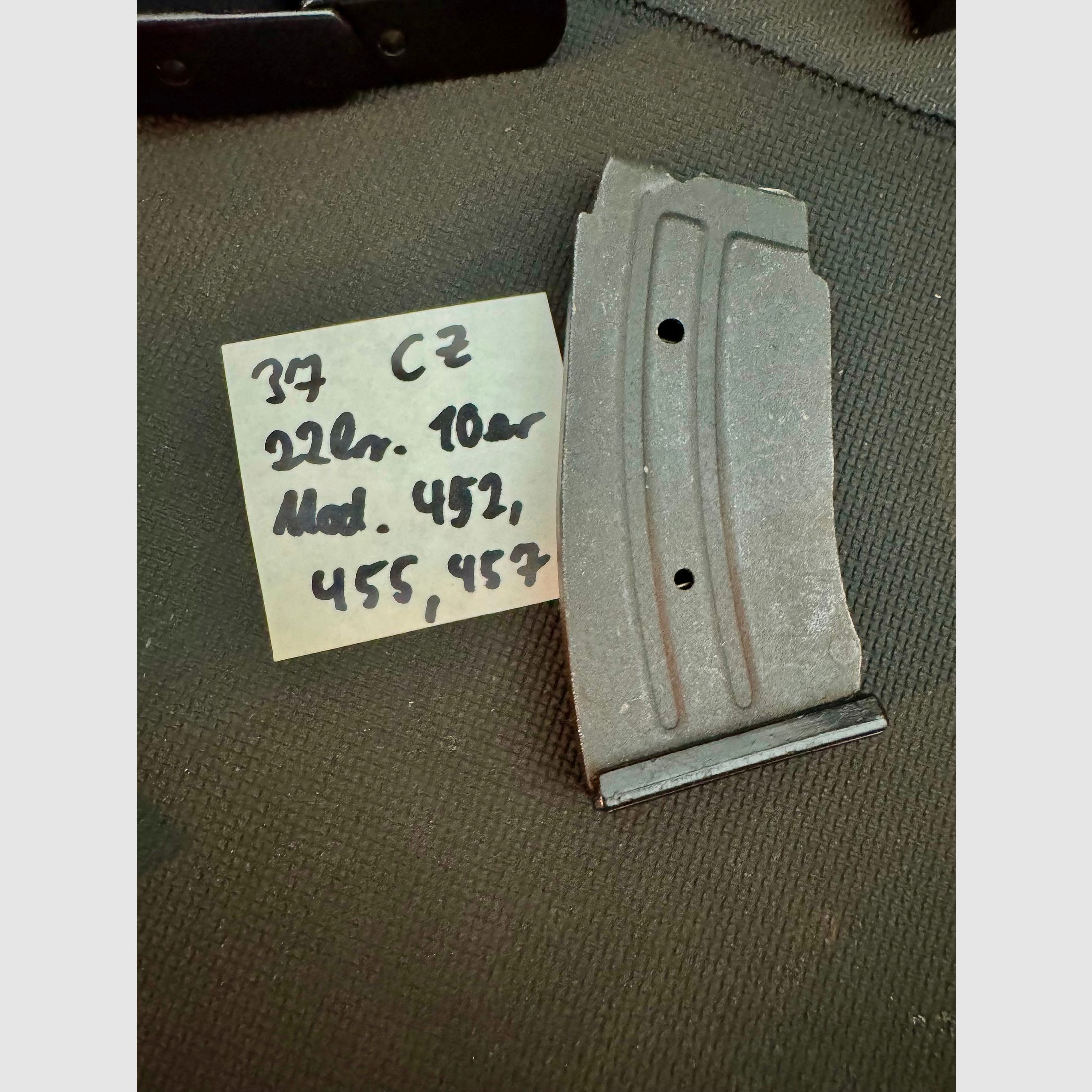 CZ Magazin .22 LR Schwarz Stahl Modelle 452, 455, 457 10 Schuss