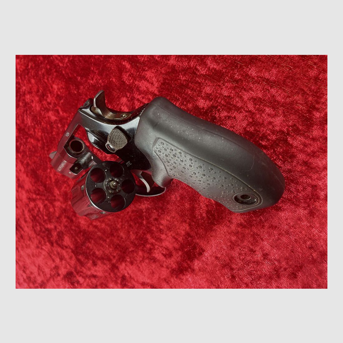 Taurus 85UL (ultra-lite)