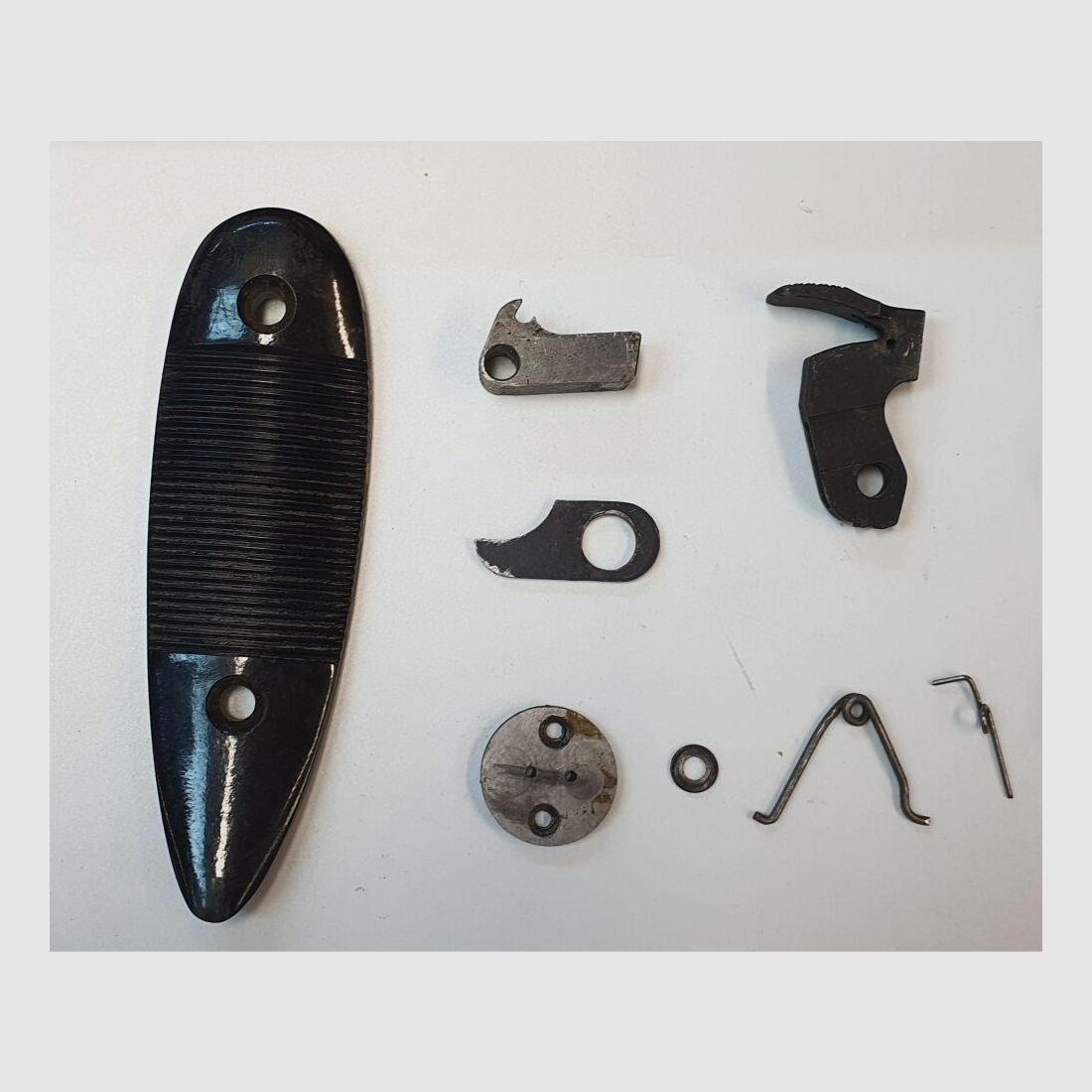 Rhöner Sportwaffen GmbH Juego de Piezas Libres para Escopeta de Dos Caños Rhöner - 9mm Flobert - .22lr - 42 Piezas, imagen 5 de 7