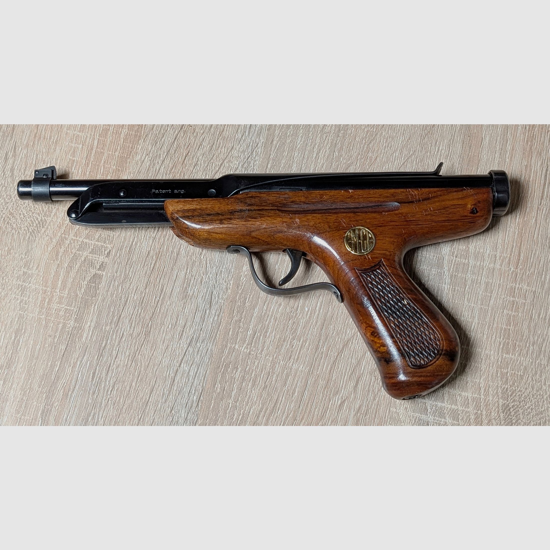 Pistola de fogueo EMGE ZENIT