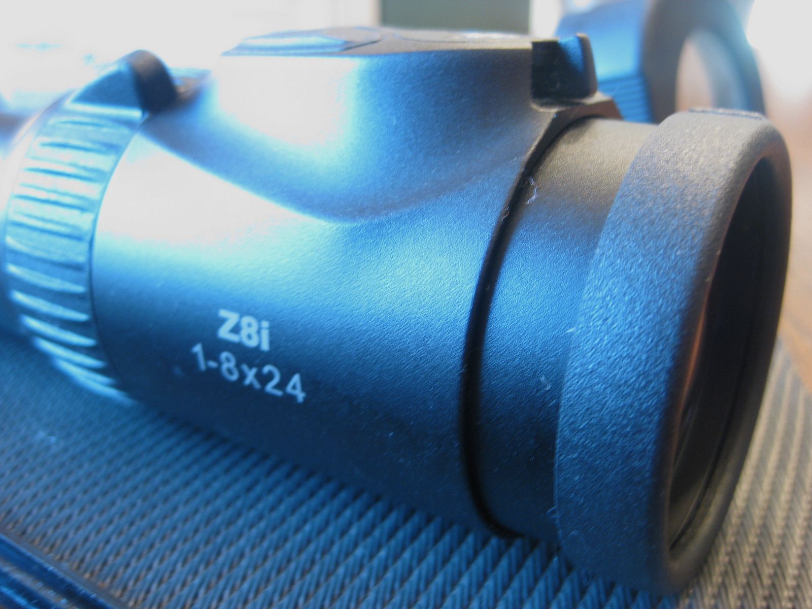 LIKE NEW TOP Swarovski Z8i as 1 - 8 x 24 SR Abs. 4A-i, for an additional charge including original Blaser saddle mount (high)! No ZEISS-LEICA-SAUER-MAUSER-GPO