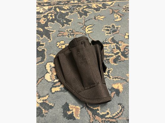 Swiss Arms Holster mit Magazintasche