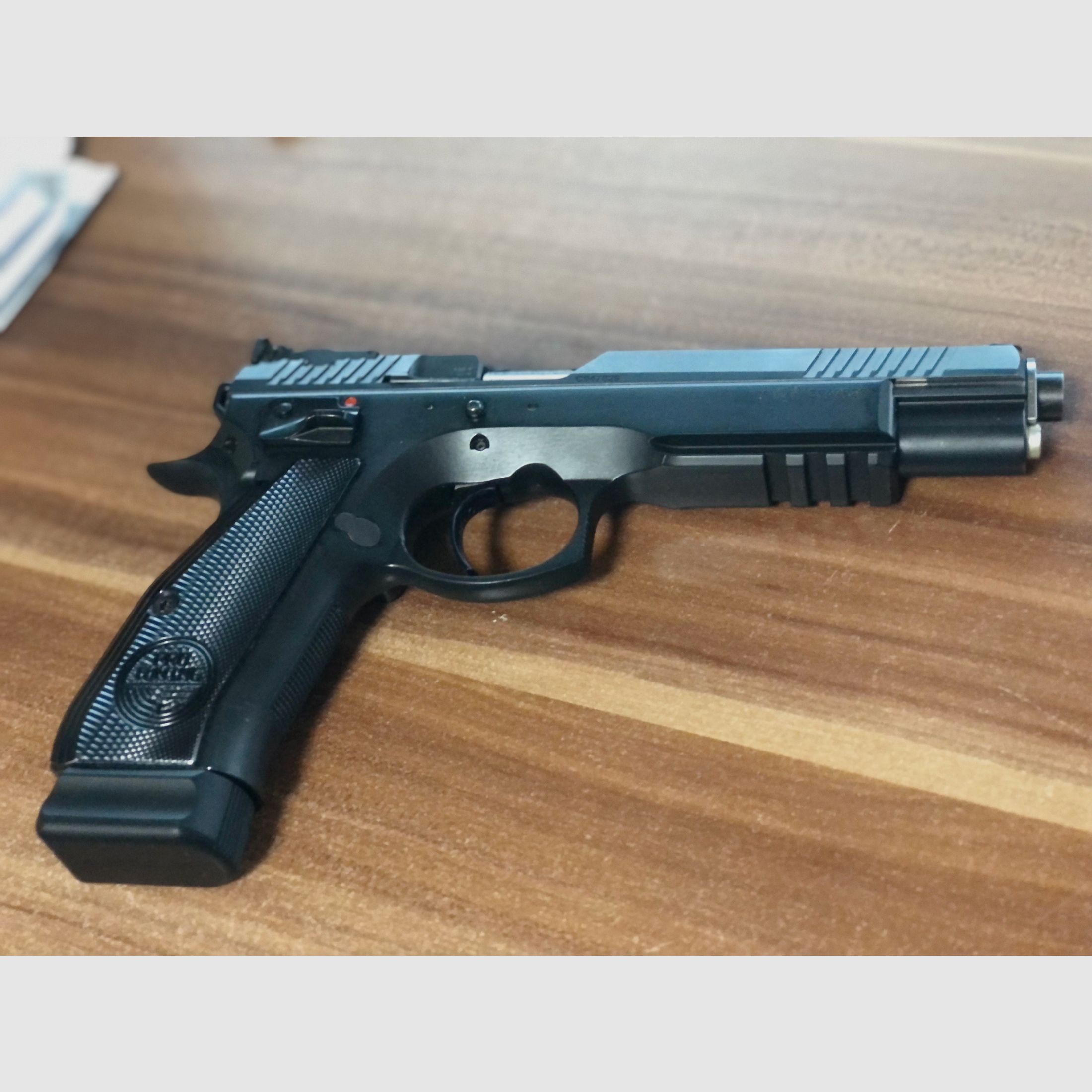 Taipan Pro Tuning en calibre 9 de la casa CZ