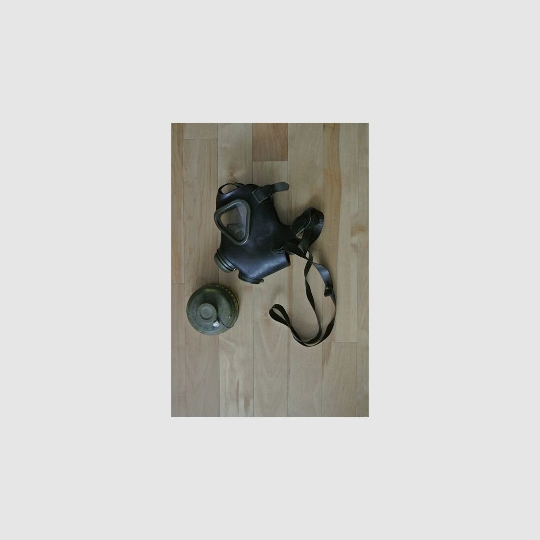 Gasmaske BW Bundeswehr mit Filter Bundeswehr Prepper Armee Nato Outdoor Gr.2