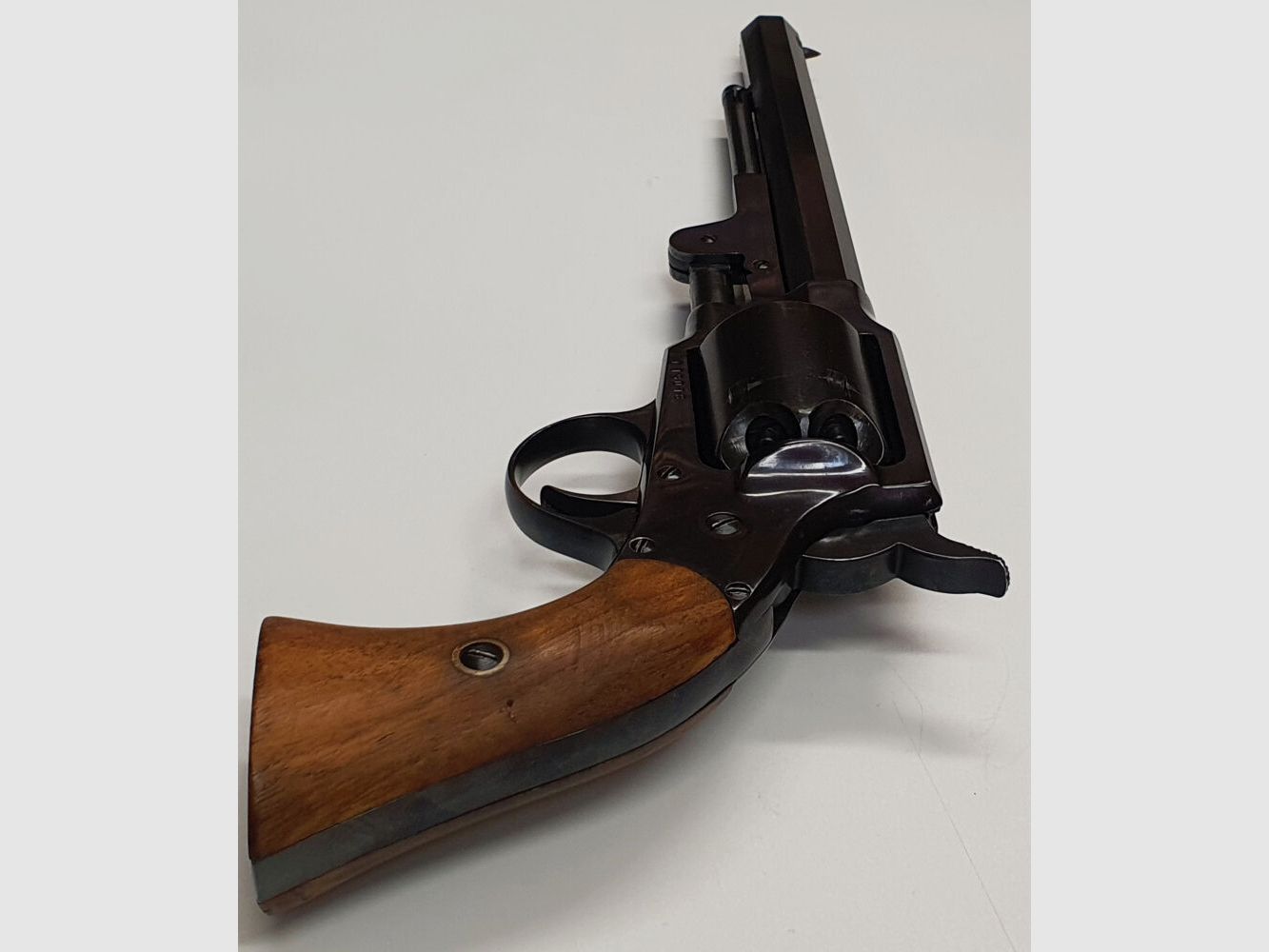 Davide Pedersoli Revolver a Percussione Neumann PEDERSOLI ROGER & SPENCER MATCH in calibro .44 (BlackPowder)