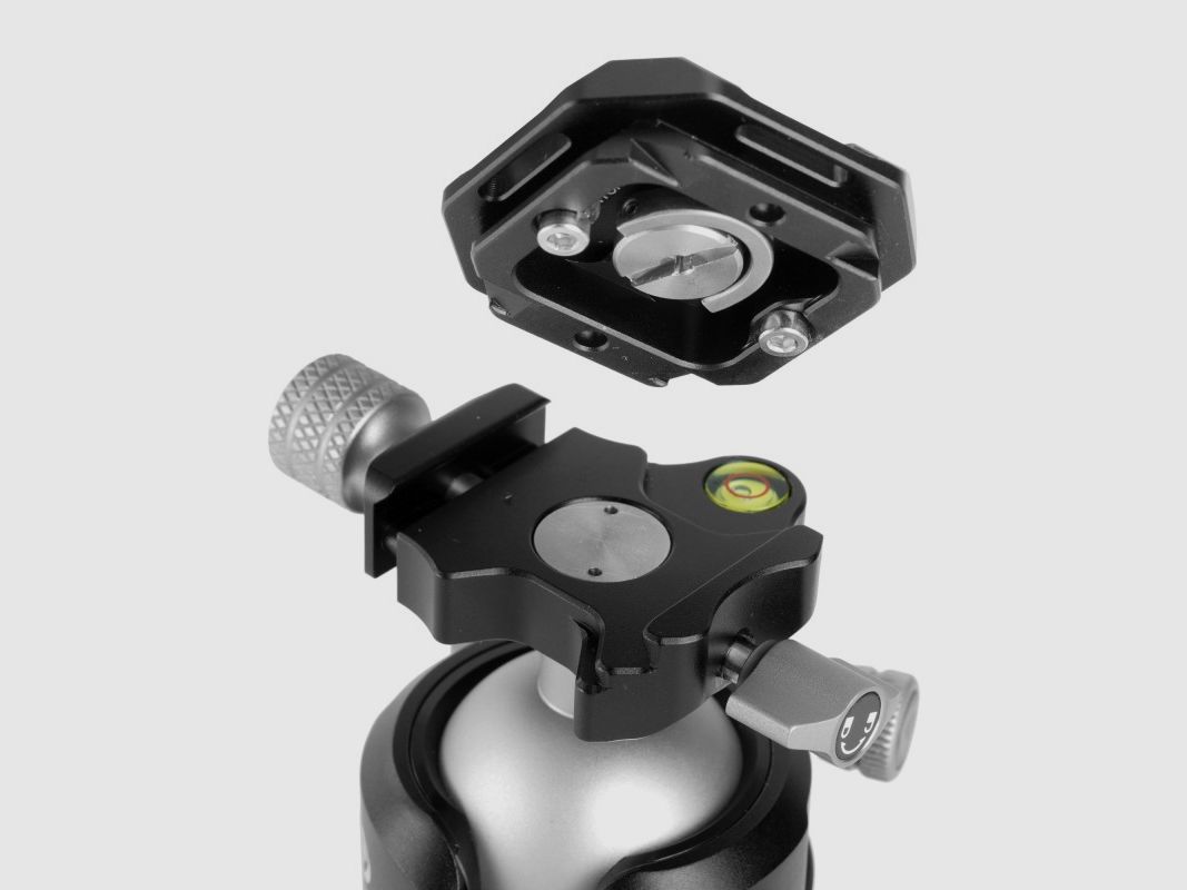 Vanguard Veo 5+ 263ALBS - Aluminium-Stativ mit Multi-Winkel-Säule, 2-Achsen-Kugelkopf, Bild 8 von 23