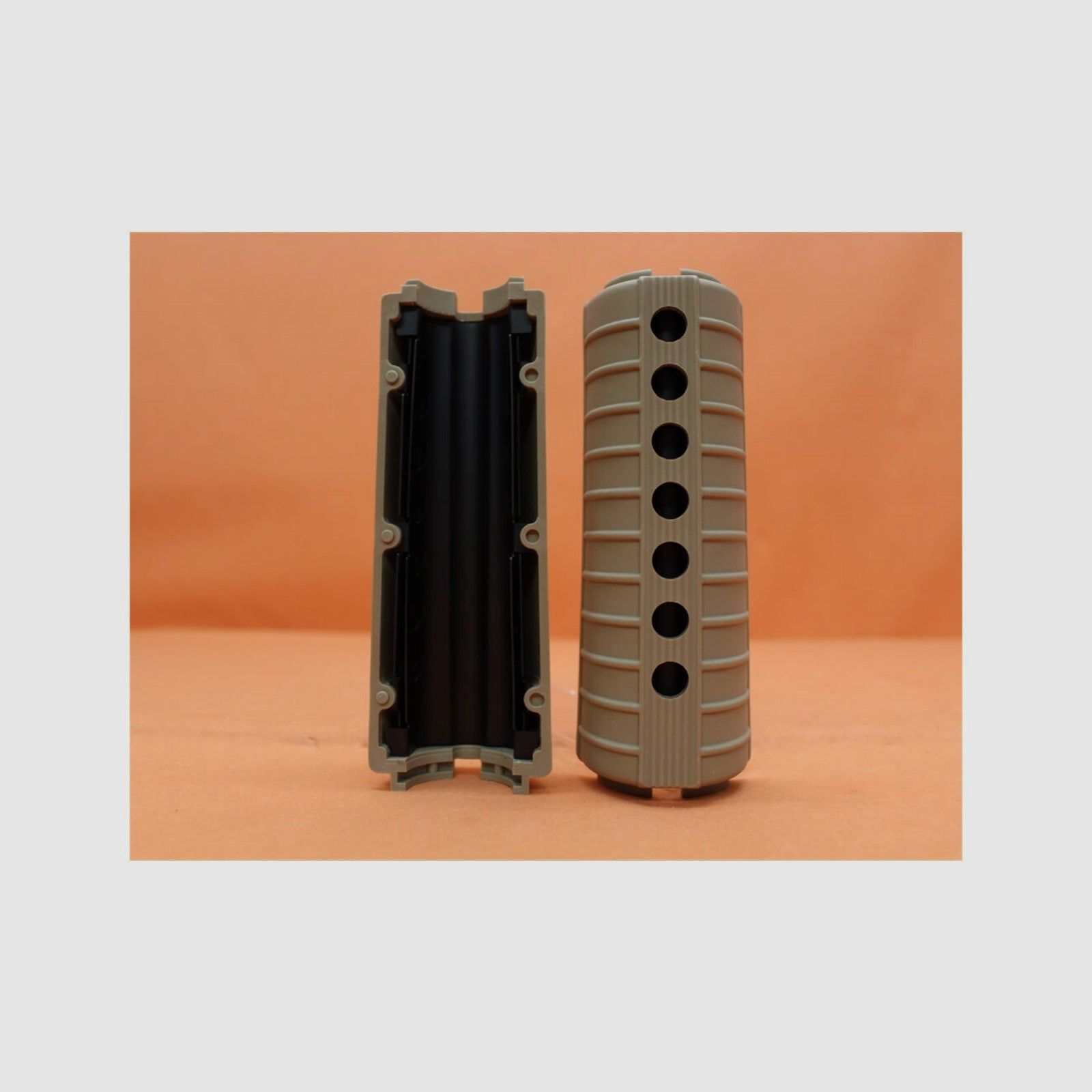 UTG AR15/M4 Carbine Polymer-Handschutz FDE mit Double Heat Shield