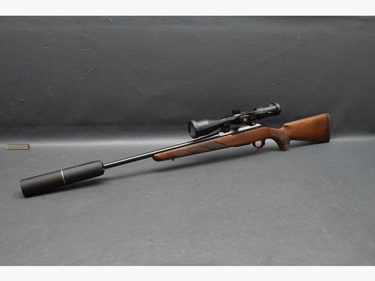 Tikka T3x Komplettset mit Zielfernrohr und Schalldämpfer ideal für Jungjäger
