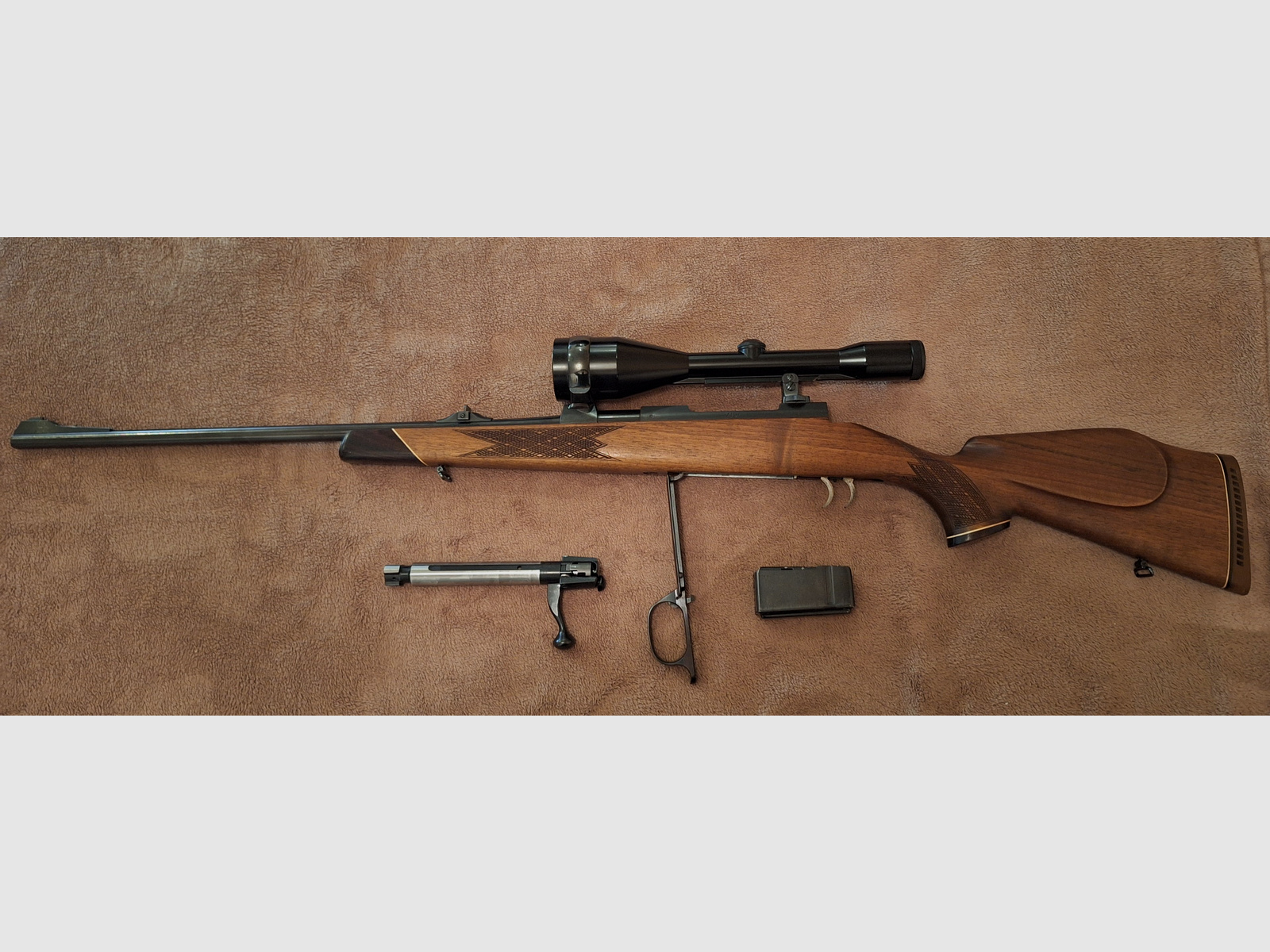 wunderschöne Reptierbüchse Akah Voere 7x64 mit Zeiss Diatal-Z 8x56 auf Suhler Einhakmontage Top! 