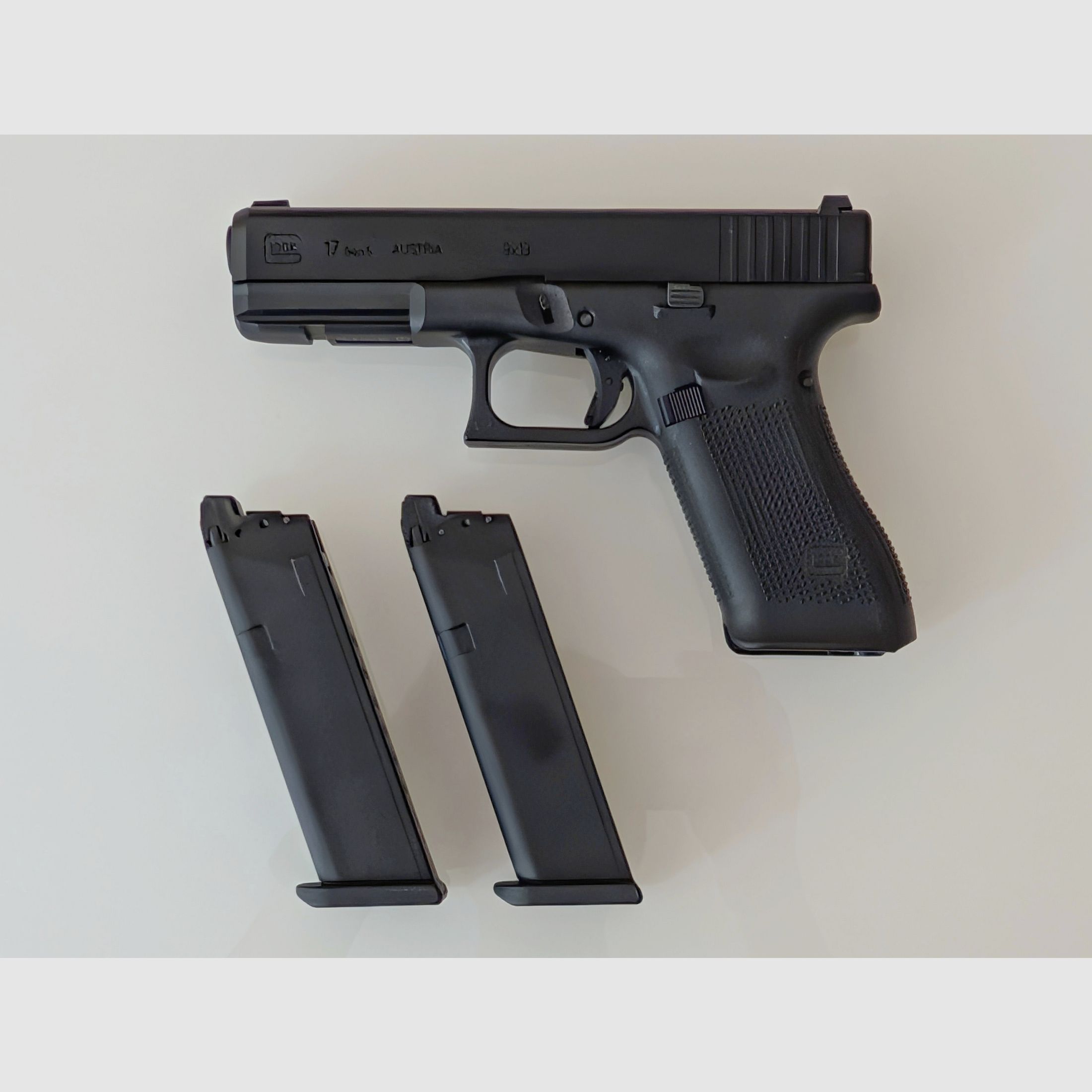 GLOCK 17 Gen5 6 mm, Gas, < 1,0 J
