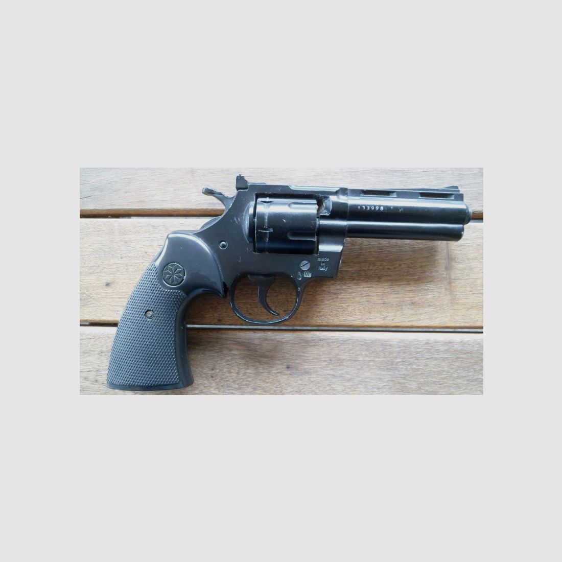 Python Schreckschussrevolver 9mm